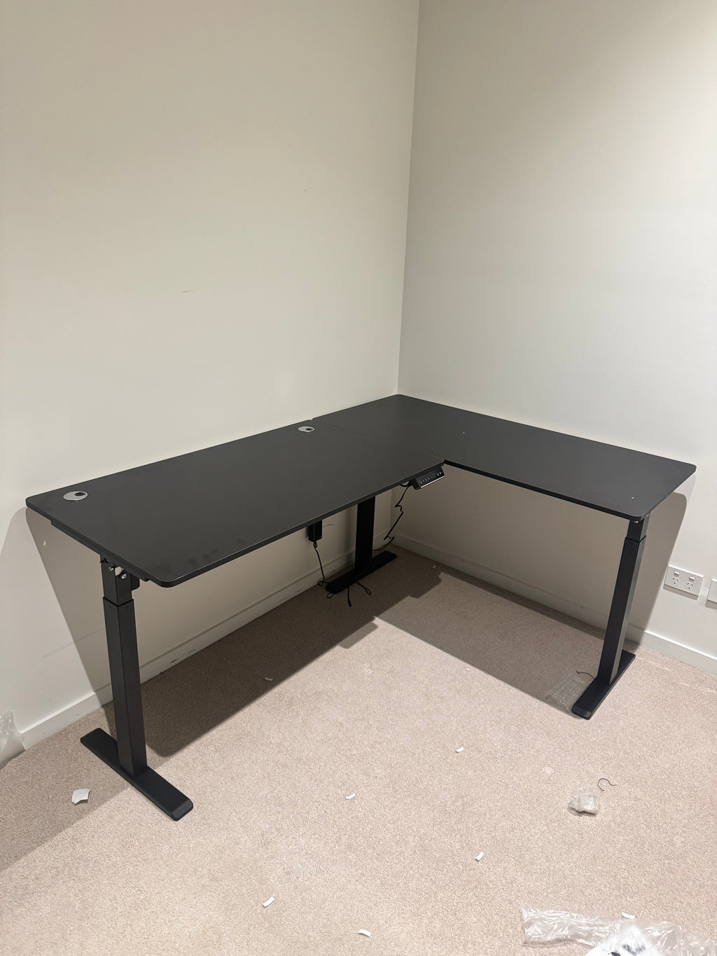 Black L-Shape Electric Standing Smart Gaming Desk (1.6m)